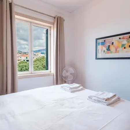 Guestready - Sao Tiago In Old Town פונשל